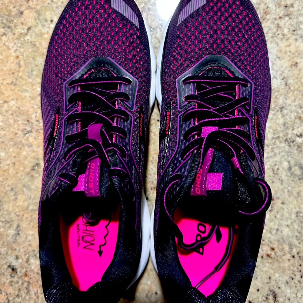 Brooks Ghost 12 Womens Running Shoes